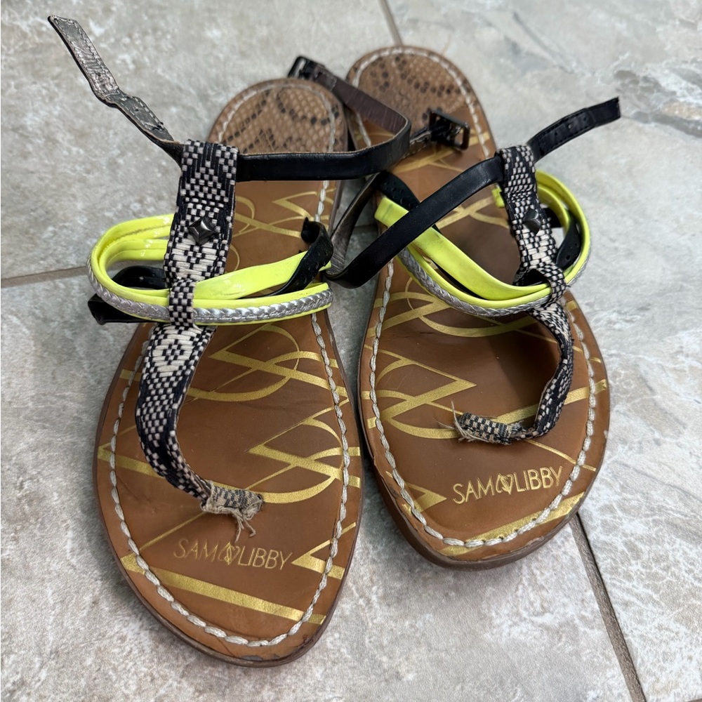 Sam & Libby Black and Neon Yellow Strappy Women’s Sandals Size 7.5